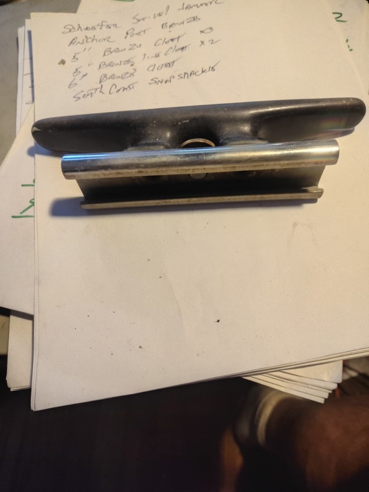 Schaefer 8" Cleat On 1.25" Track