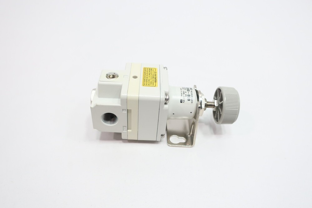 Smc IR2000-02B Pneumatic Regulator 1/4in Npt 1mpa