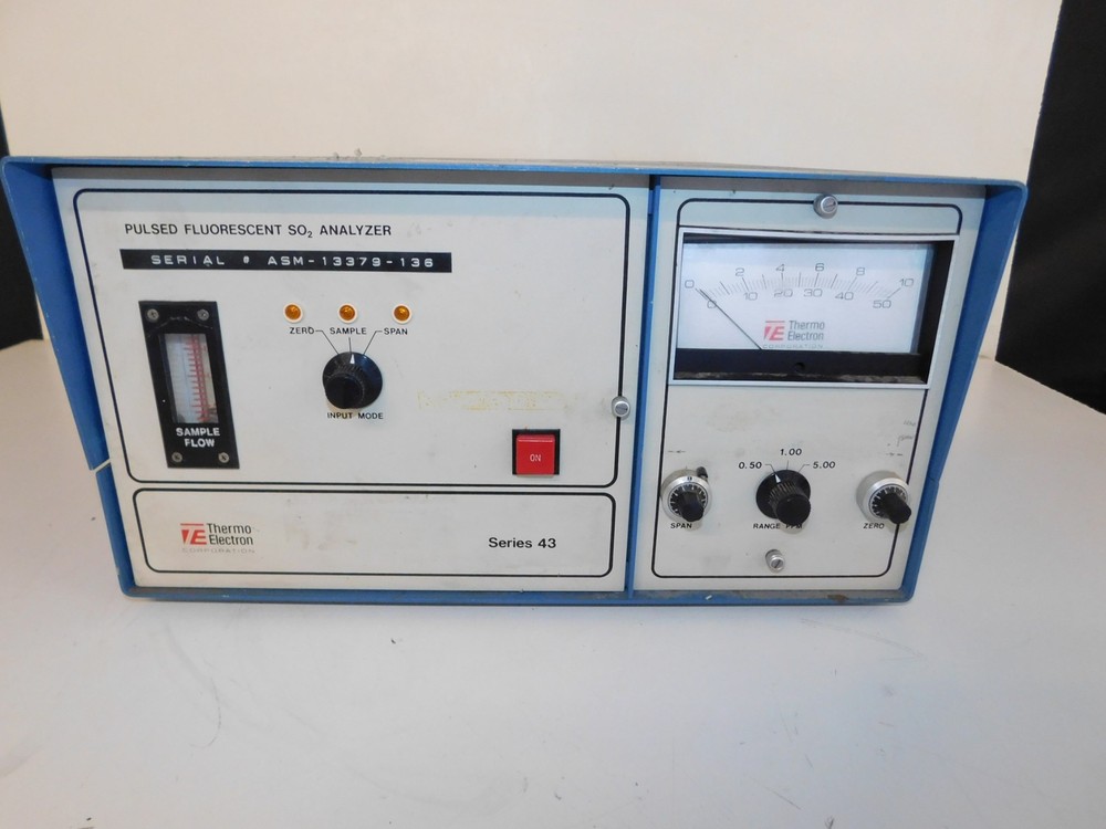 THERMO ENVIRONMENTAL MODEL 43 PULSED FLUORESCENT SO2 ANALYZER (LXJ20)