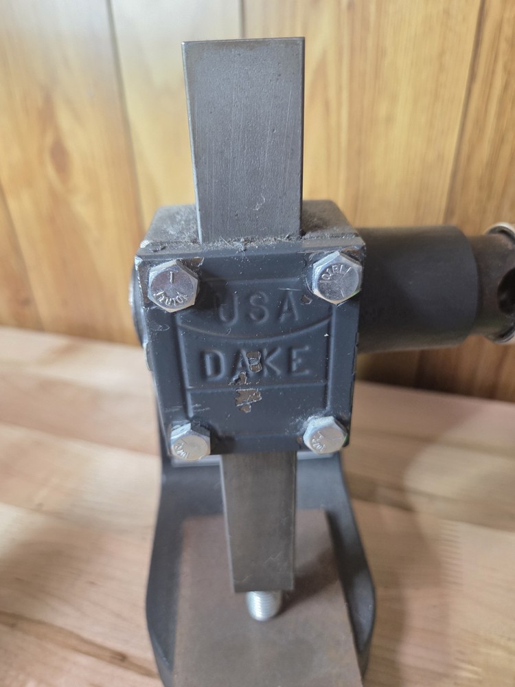 Dake Single Leverage Arbor Press 1 ton Capacity Made In USA MISSING HANDLE