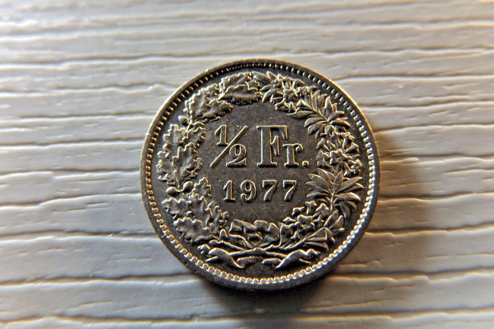 SWITZERLAND 1977  1/2 Franc