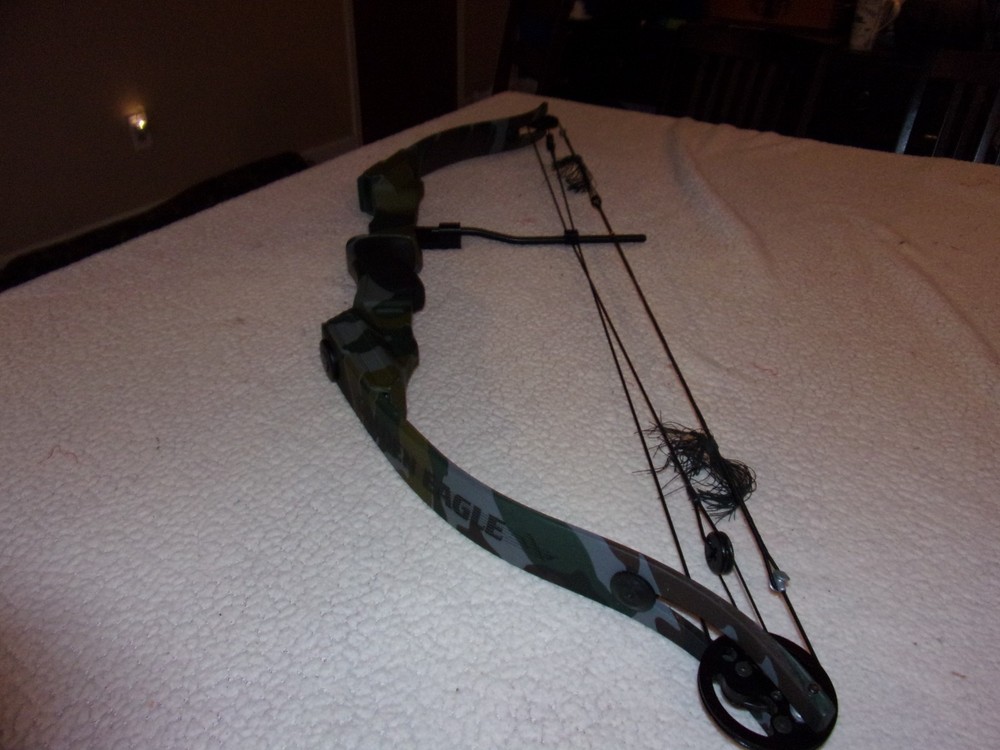 Golden Eagle Super Hawk Compound Bow