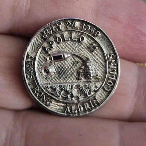 Apollo 11 commemorative Brooch