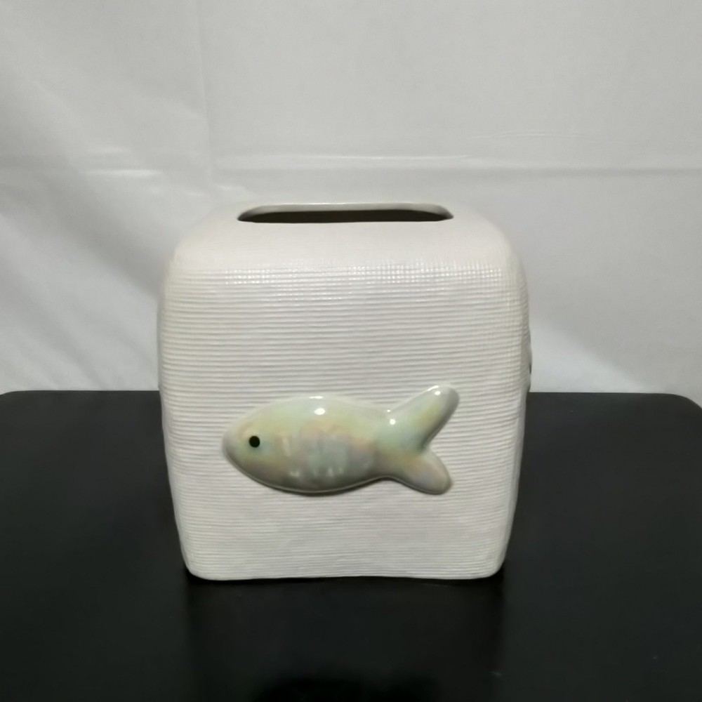 Elegant Porcelain Tissue Box Cover