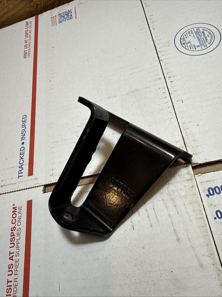 Mercruiser idler pulley bracket 807753