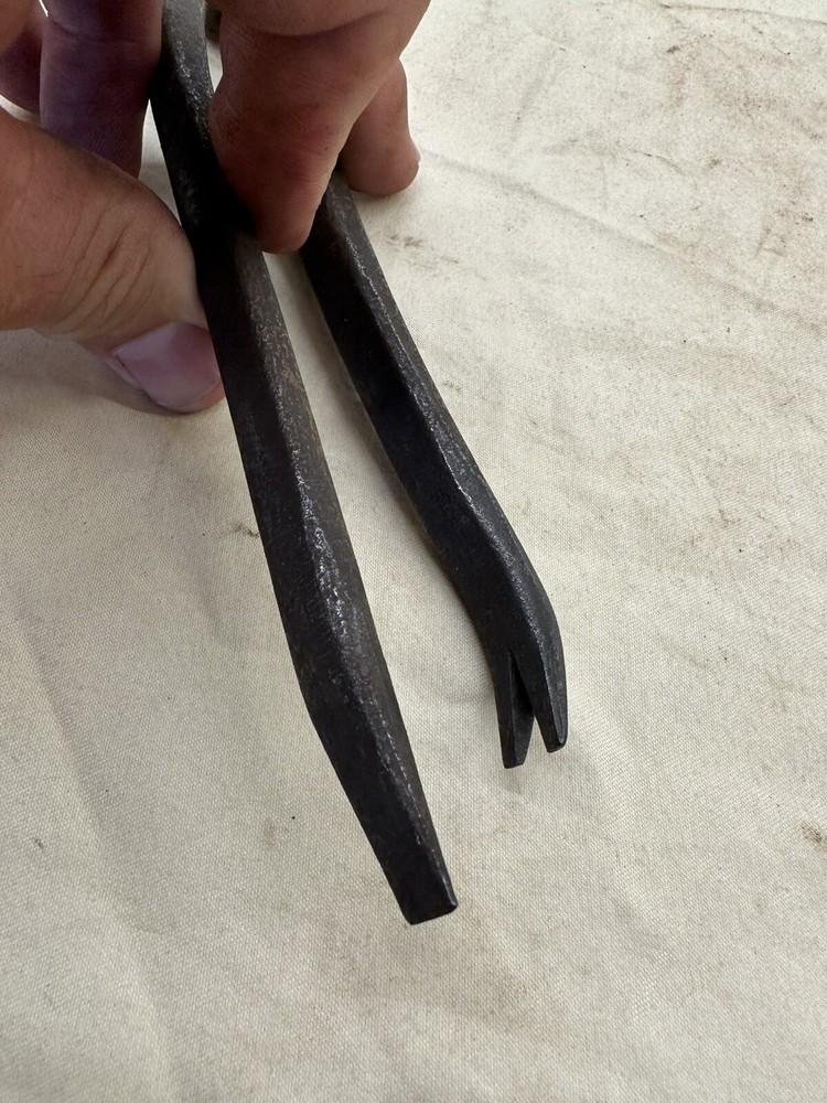 Vintage Iron Tin Snips/Muli-metal Working Tool