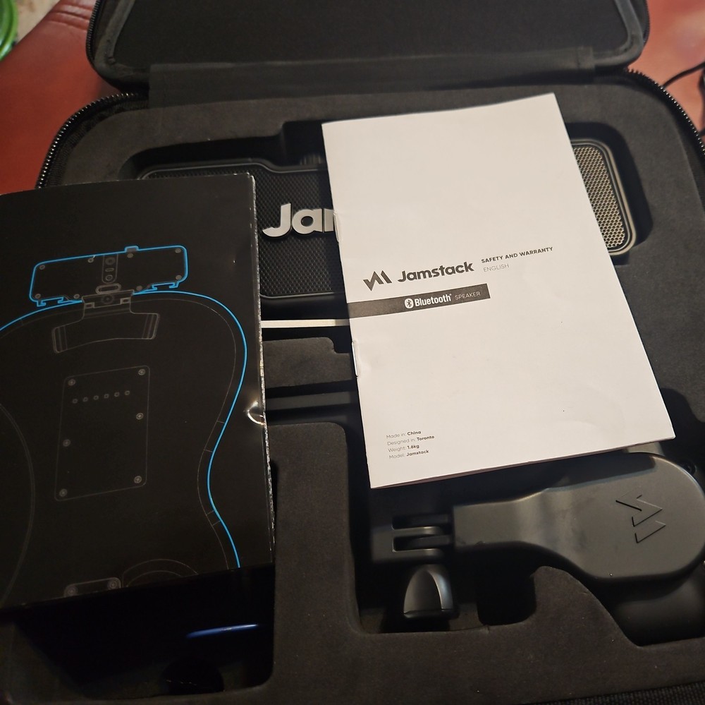 Jamstack Bluetooth Guitar Amplifier Case Included And Attachments