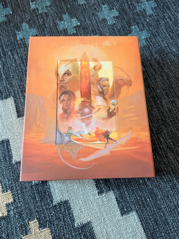 Numenera Reliquary Boxed Set (Kickstarter) and Q-Workshop Dice Sets
