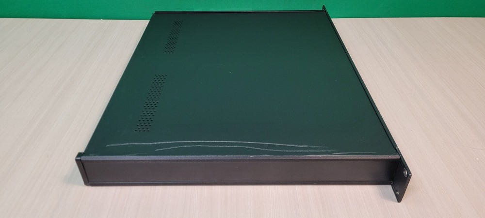 ShowLED V-Box MKII LIGHT STAGE LIGHTING CURTAIN CONTROLLER POWERS ON