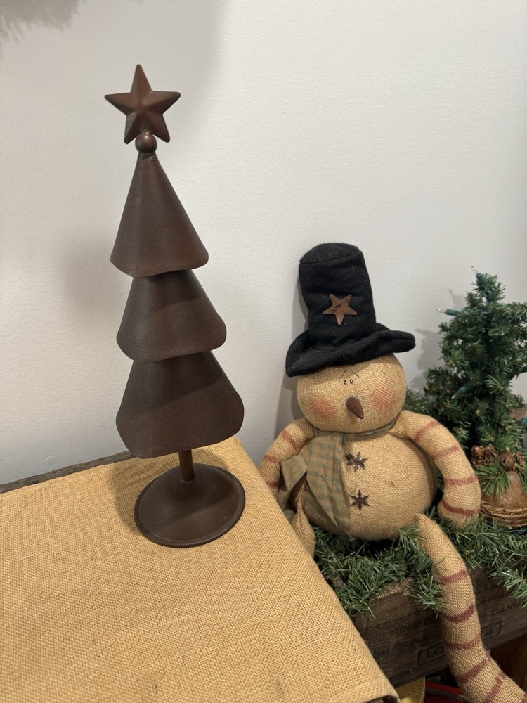 16” Metal Tabletop Tree