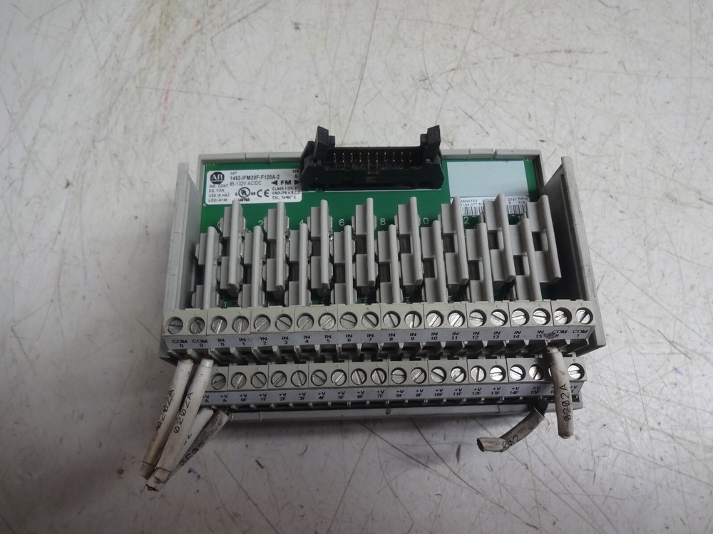Allen Bradley 1492-IFM20F-F120A-2 PLC Module