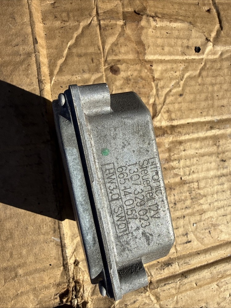 Xenon Headlight Ballast HID Control Unit Module 1307329023 V37