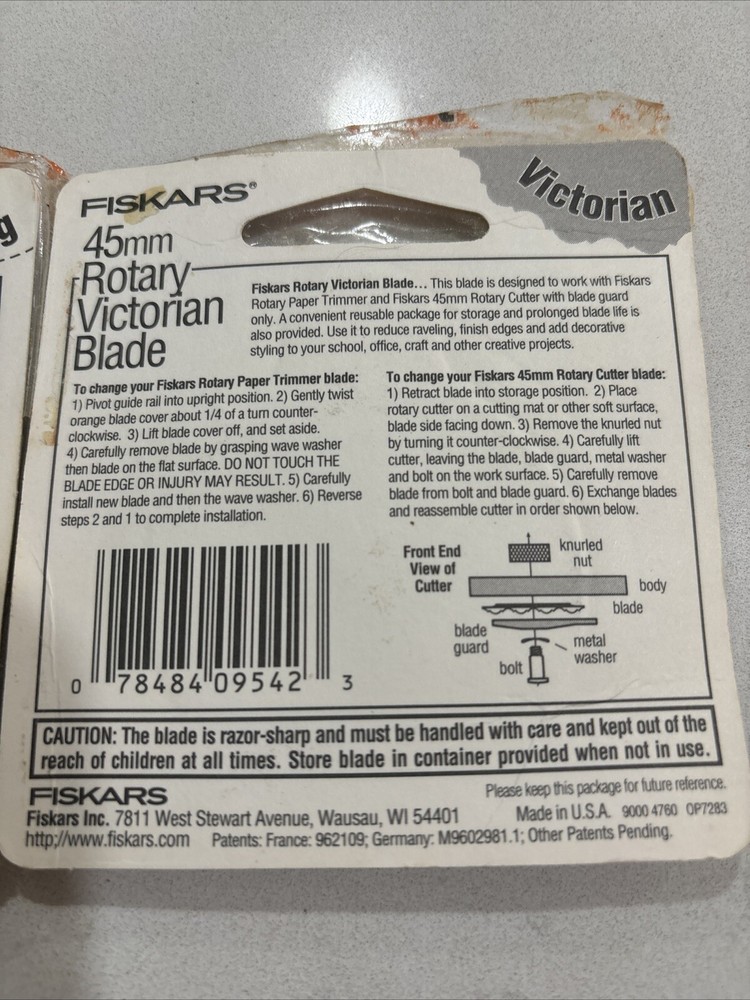 FISKARS 2PK 45mm Perforating And Victorian