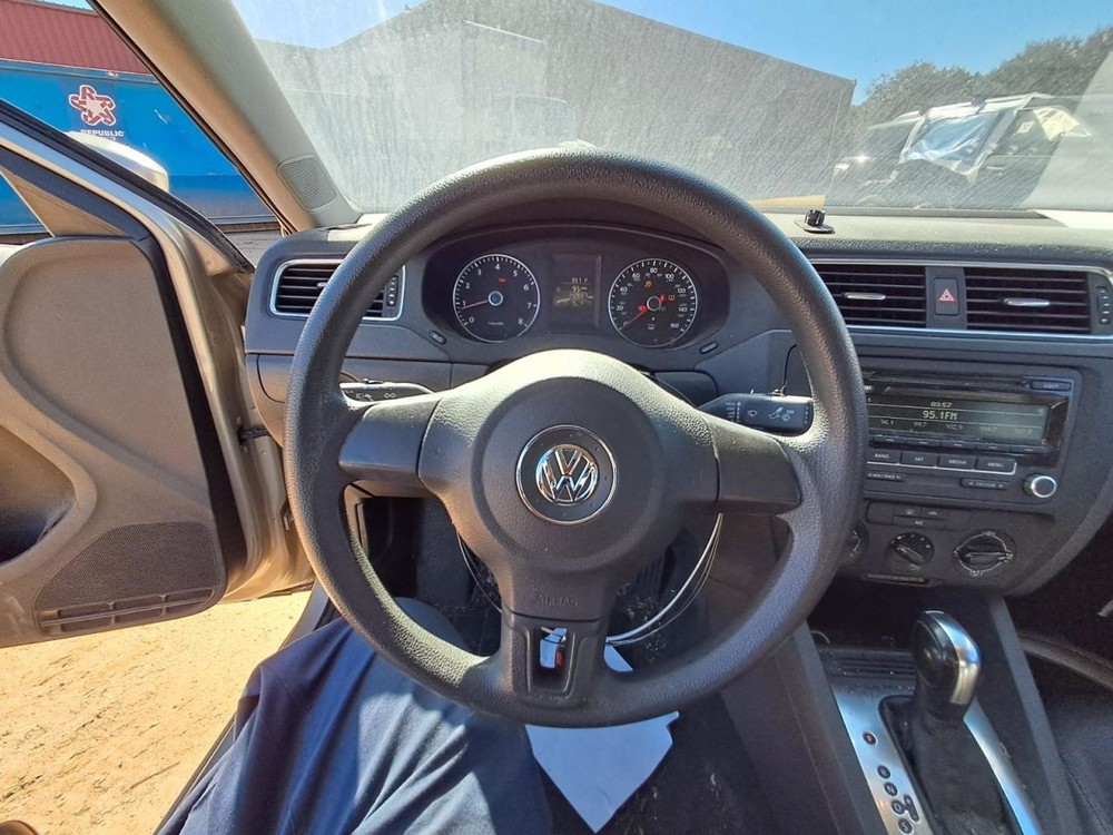 JETTA 2014 Glove Box 4840447