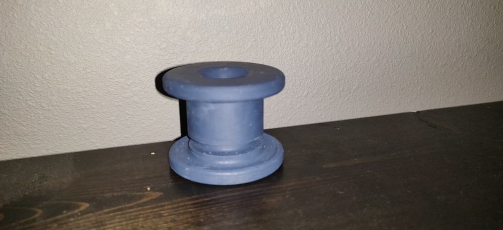 Floating Mat Grommet (Pair), Accessories