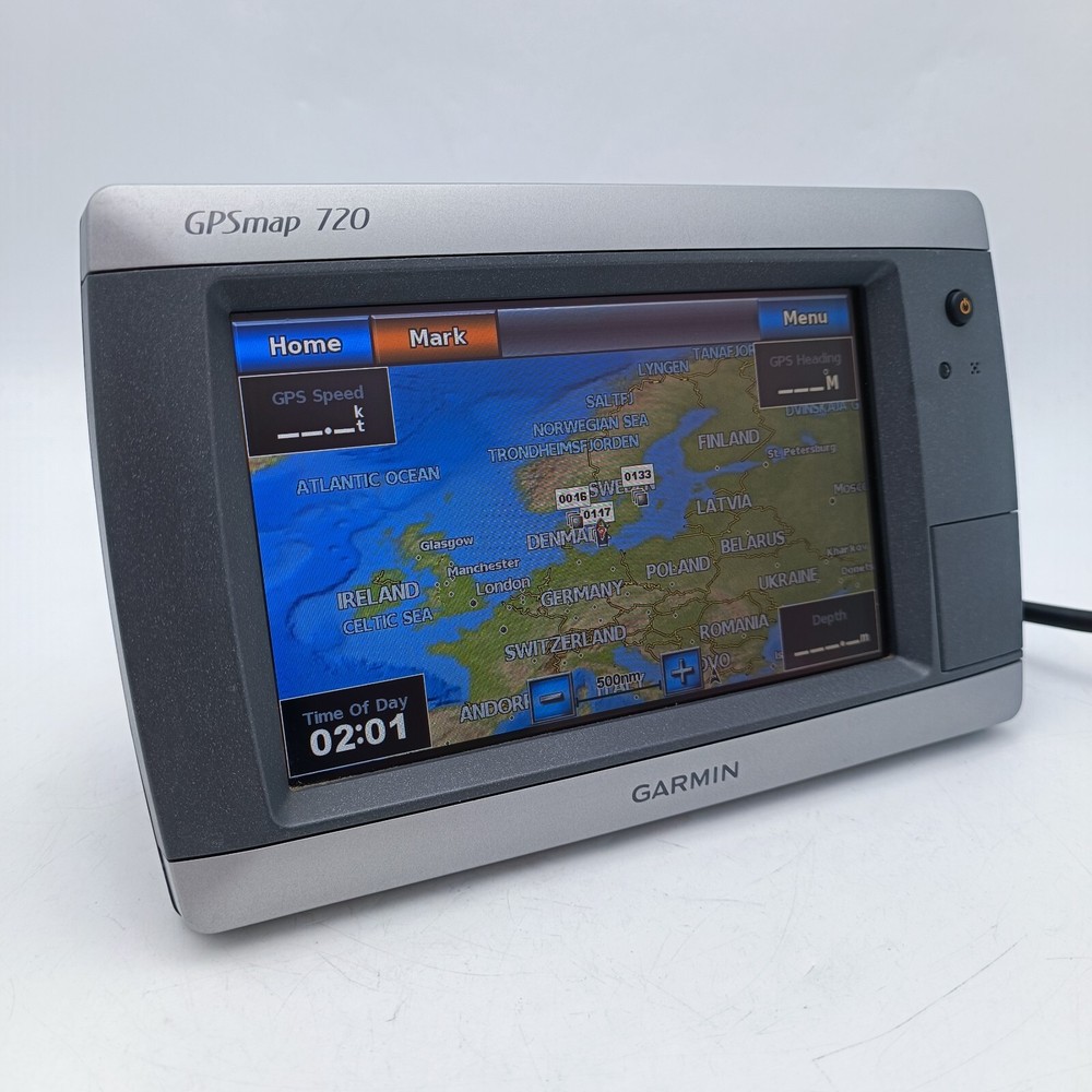 Garmin GPSMAP 720 Touchscreen Chartplotter Radar Display w/ Cable and Sun cover