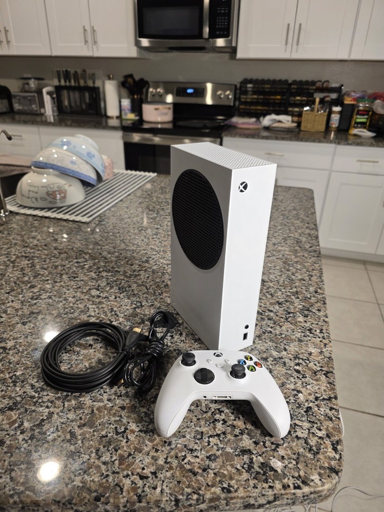 Microsoft Xbox Series S 512GB Console - White TESTED w/ Cables + Controller
