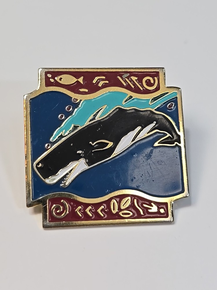 Whale Lapel Pin Thin Metal