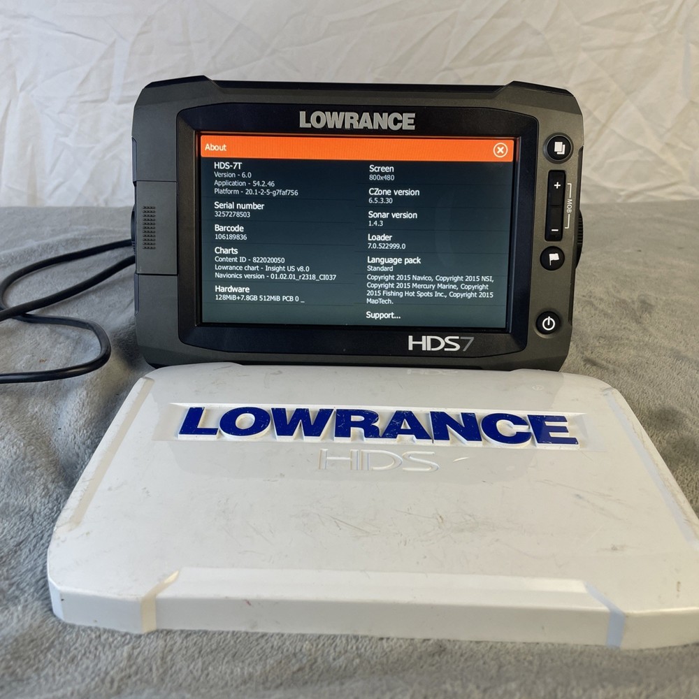 LOWRANCE HDS-7T CHARTPLOTTER BOAT SONAR SCREEN DISPLAY