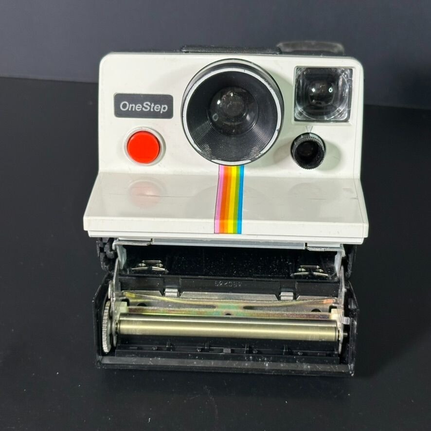 Vintage POLAROID One Step RAINBOW Stripe Land Camera w Flash n Case UNTESTED