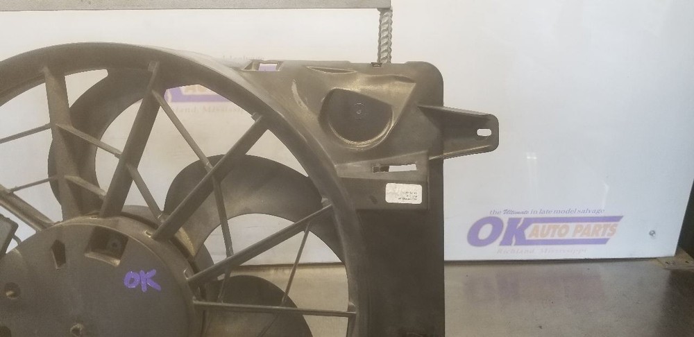04 MERCURY MARAUDER 4.6L RADIATOR FAN ASSEMBLY