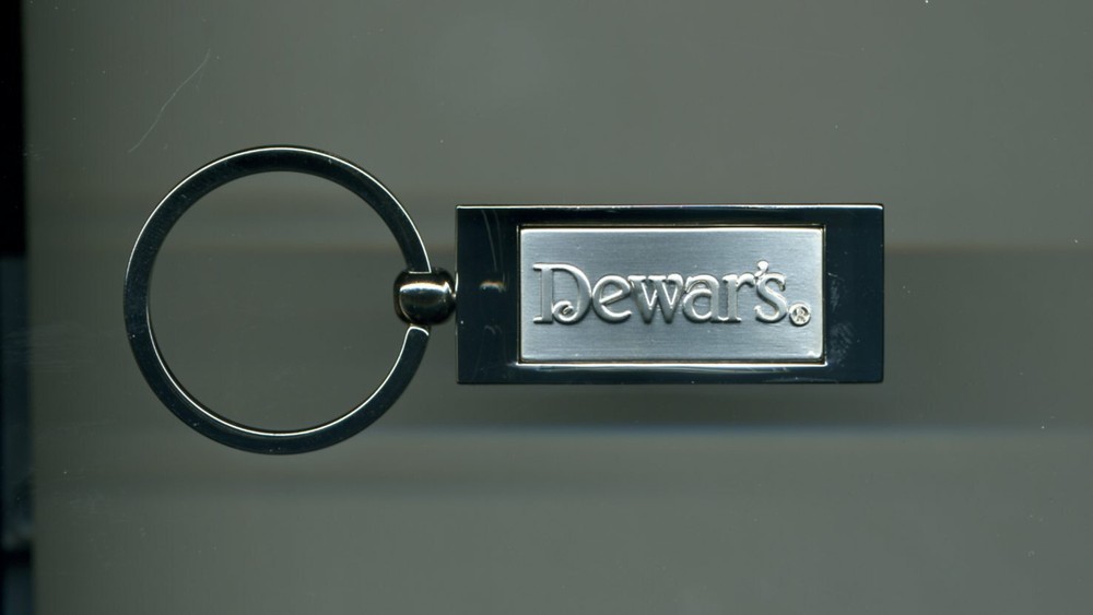 Dewar's Key Chain - New In Box
