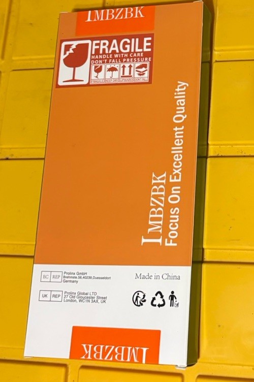 IMBZBK Screen Protector for Nintendo Switch 2017 (full coverage) Brand New