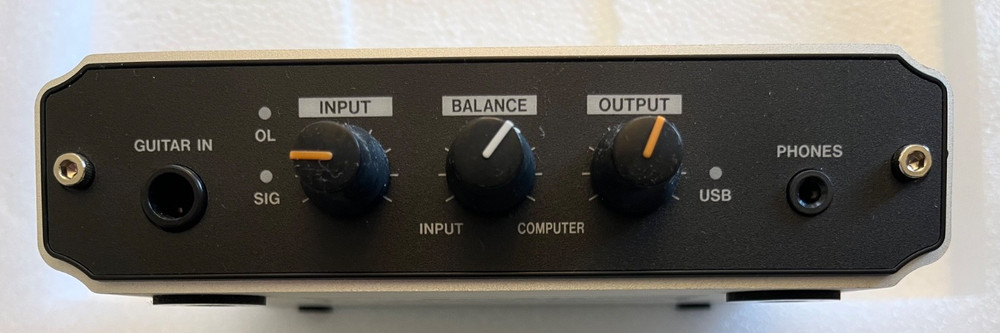 Tascam US-100 USB Audio Interface