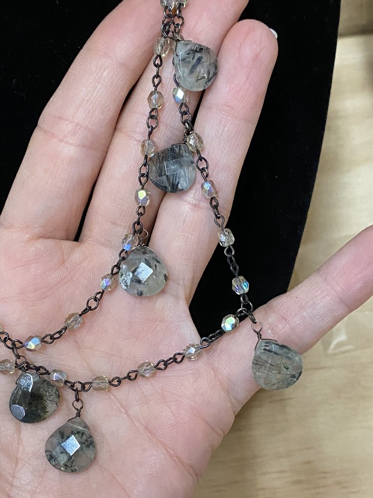 prehnite necklace