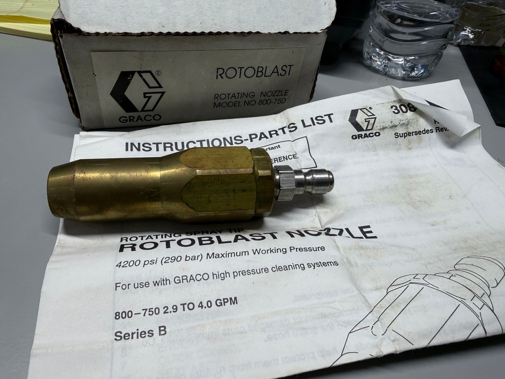 GRACO rotoblast rotating Nozzle 800-750 New