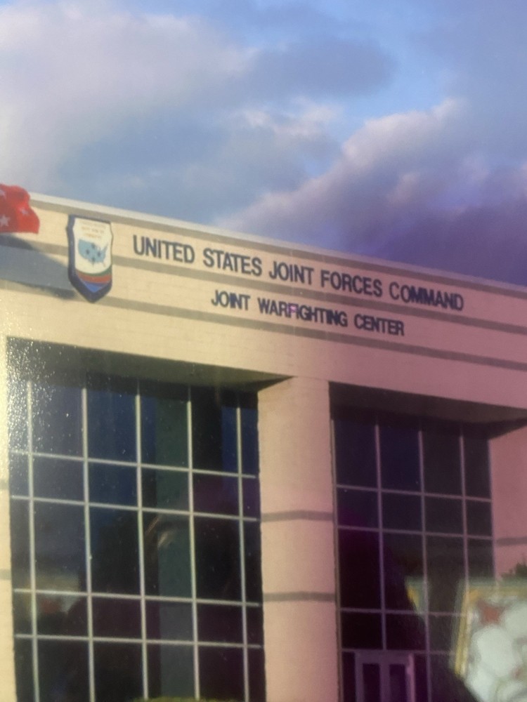 US Joint Forces Command Framed 2010 Presentation For your outstanding support