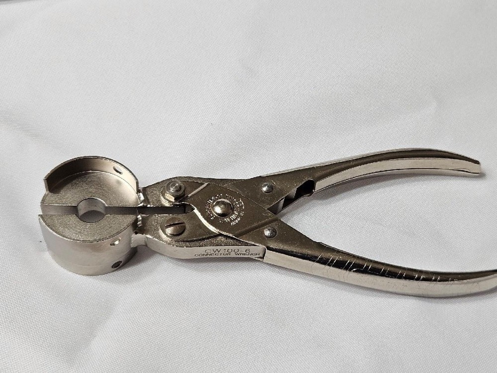 Daniels CW100-6 Connector Wrench