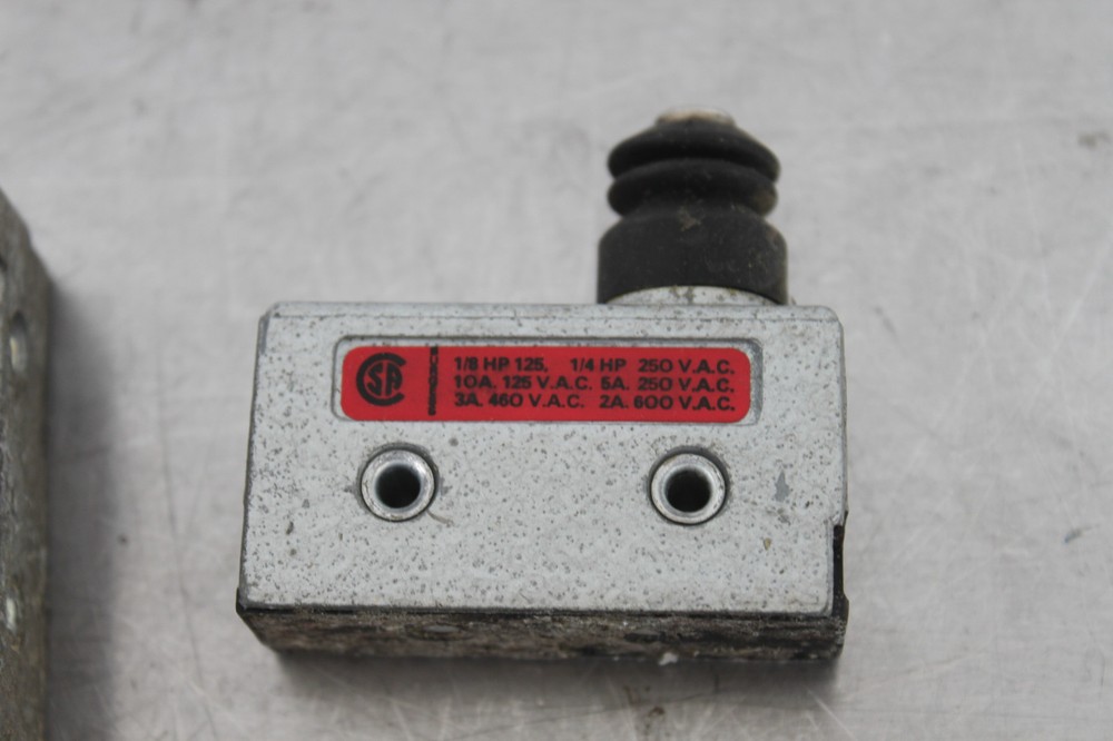 SODECO MAXMAR BURGESS 4BR MICROSWITCH LOT