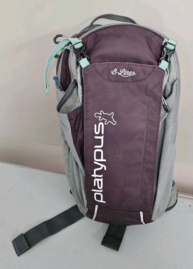 Platypus B-line Xc 8.0 Camelback Backpack Hydration Pack Burgundy / Gray