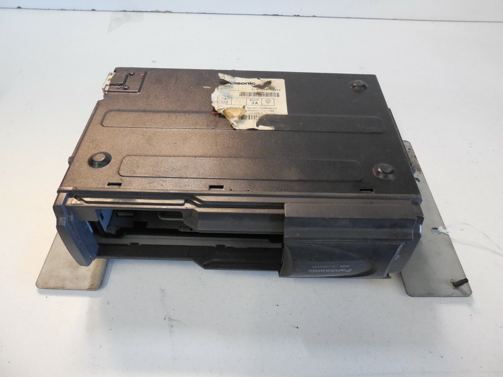 Panasonic 6 Disc CD Changer CX-DP88U 2001