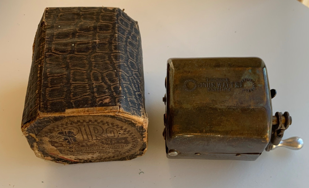 VINTAGE Spiro GILLETTE BLADE Sharpener Original BOX - Automatic Stropper