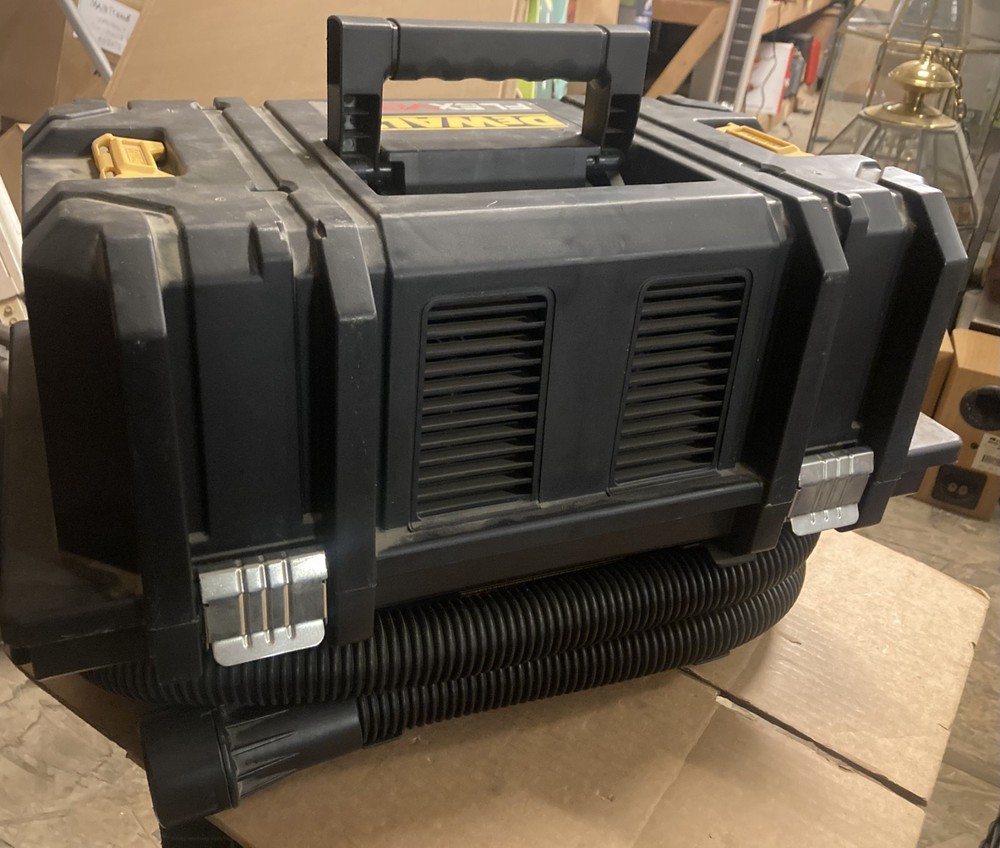 DEWALT FLEXVOLT 60V Max Dust Extractor DCV585B Used NICE