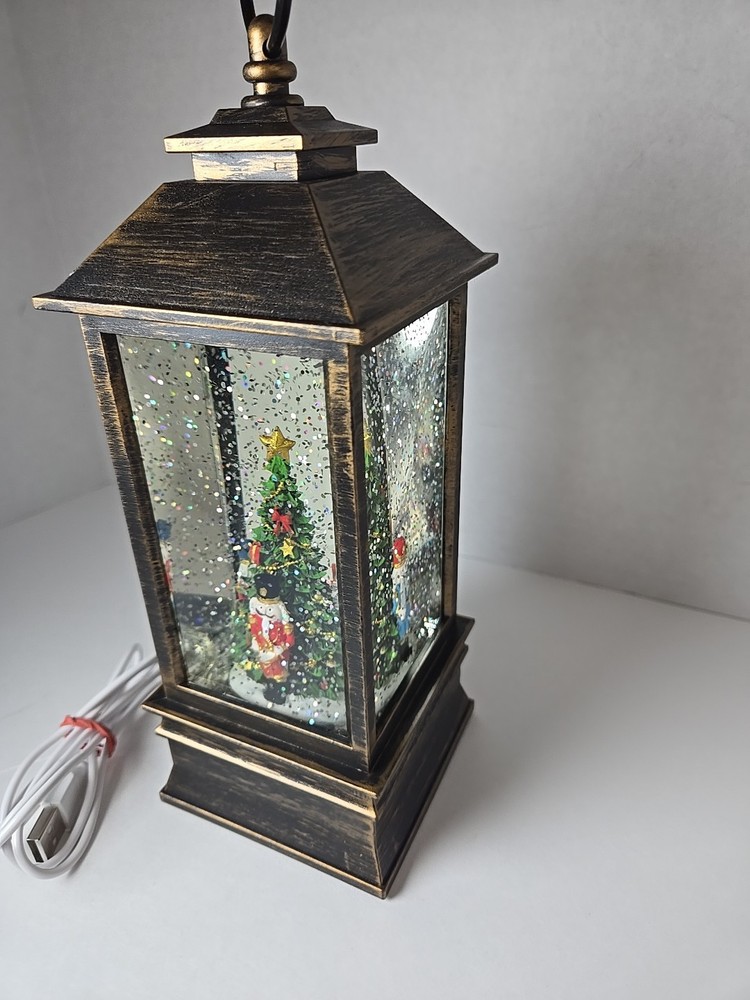 Christmas snow globe lantern With Tree & Nutcrackers - Battery Or DC.