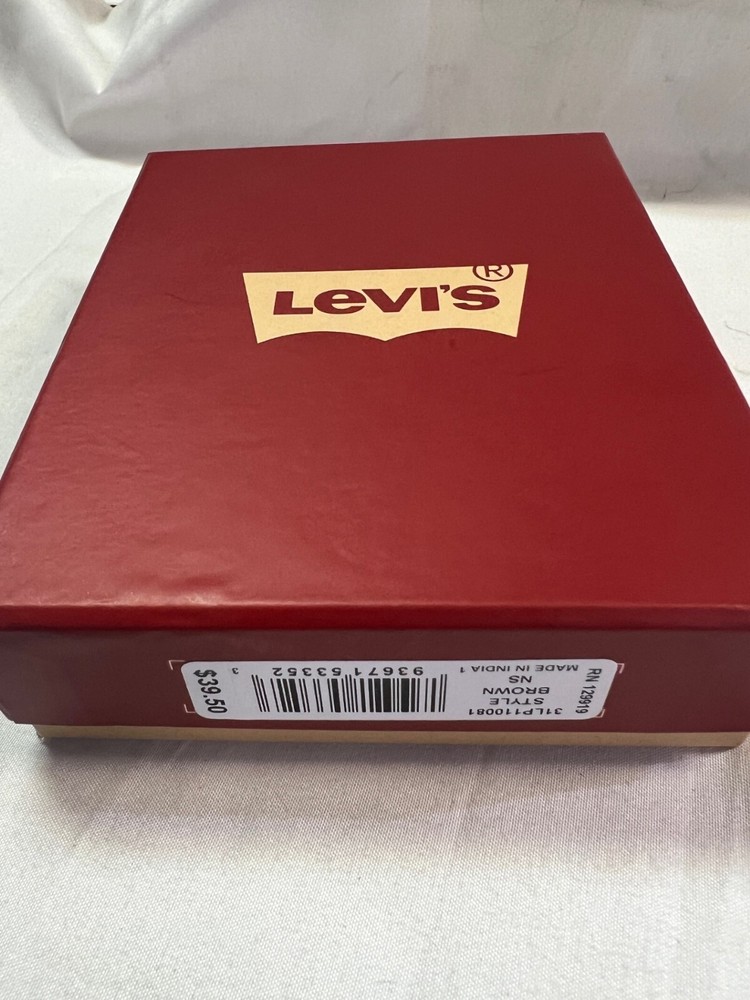 Levi's Men's Wallet RFID Extra Capacity , Brown
