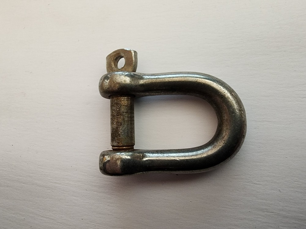 Wichard 5/16" Pin Standard D Shackle