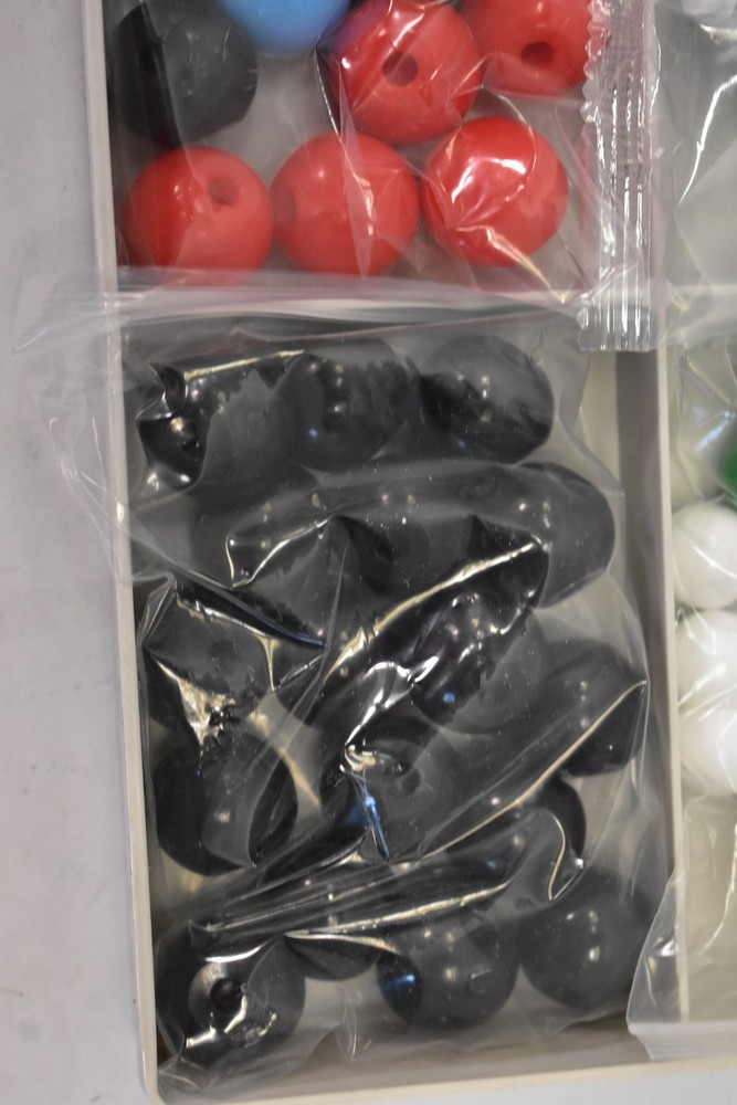 Organic Molecular Structure Model Ball & Stick Scale Student 122 Piece XMM-005