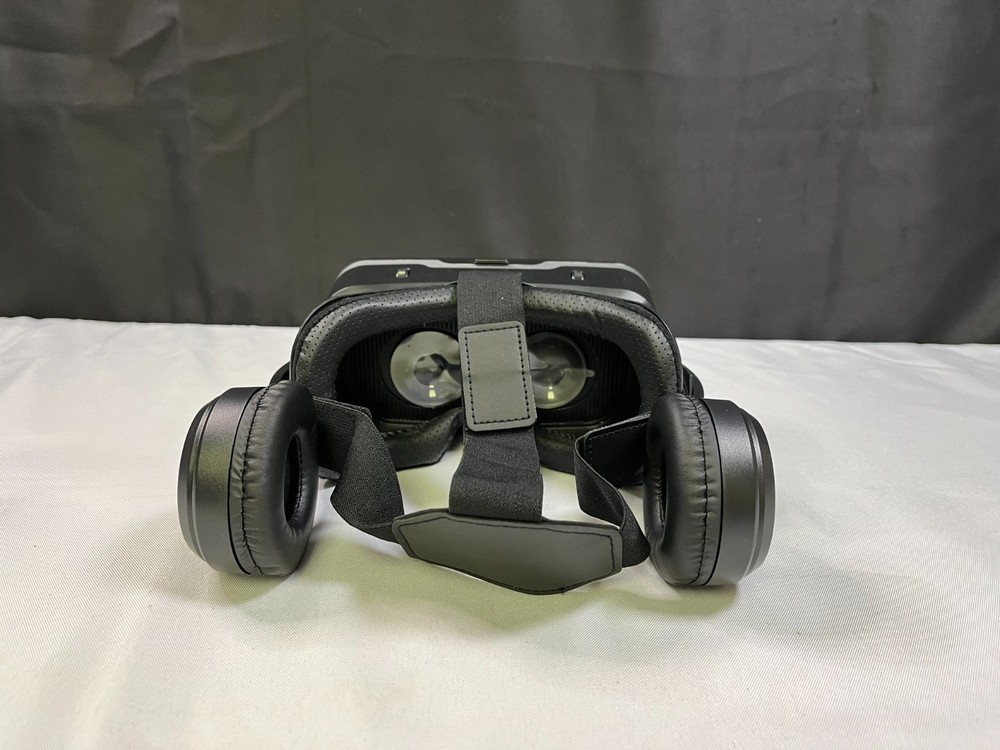 Pansonite Black 3D Glasses Virtual Reality Headset With Remote Controller