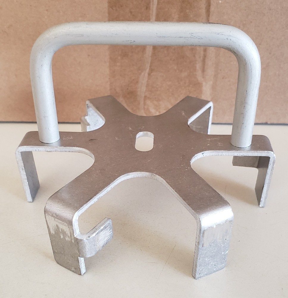 Advance Termite Station Spider Access Tool 4" x  4x  1" DEEP