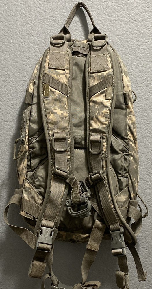 CamelBak Maximum Gear MULE Backpack Desert Camo Tactical Hydration (no bladder)