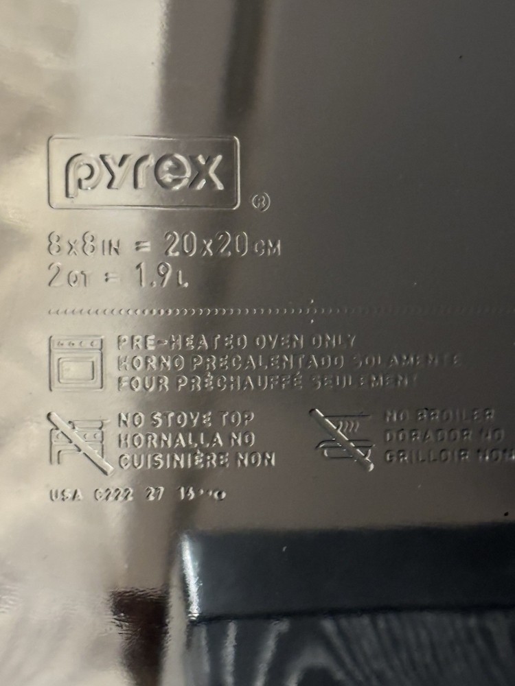 Pyrex 2 Piece Set with Handles Glass Bakeware Set Baking Dish