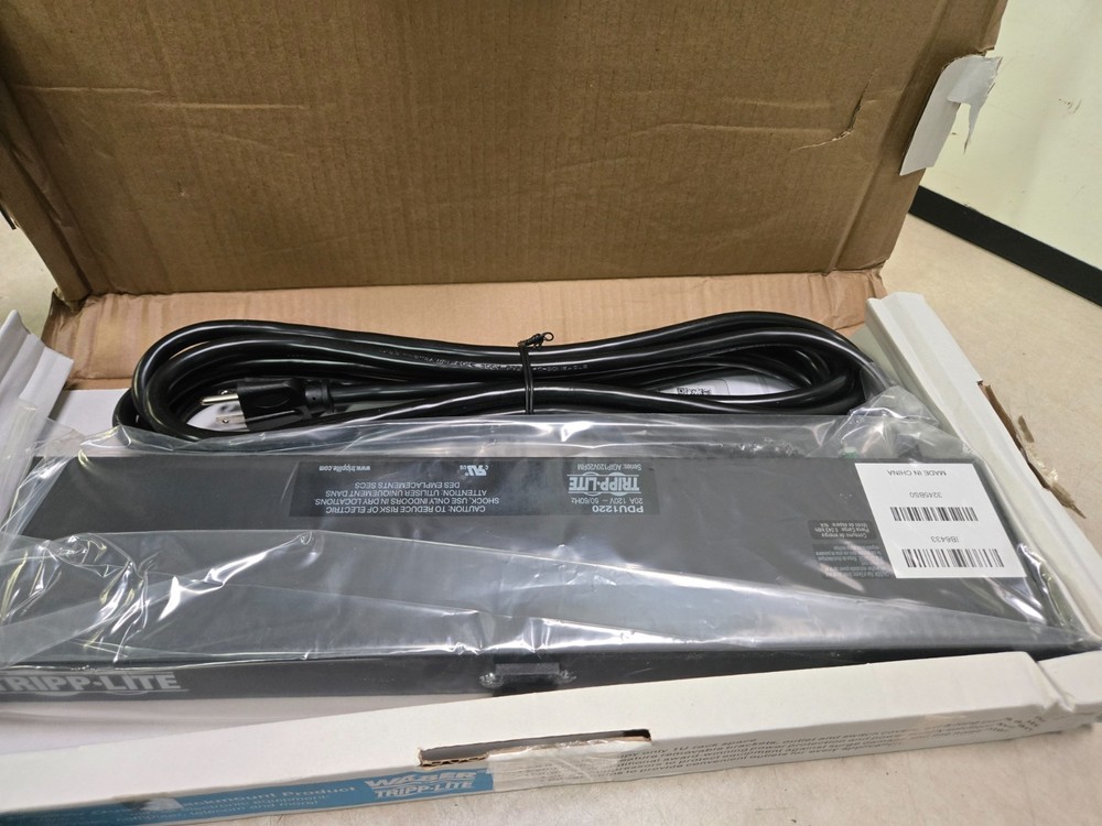Tripp Lite Single-Phase Basic PDU1220 Power Distribution Unit NOB