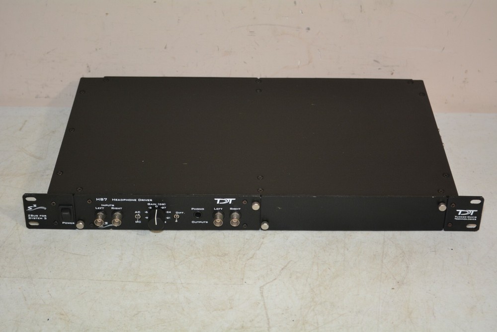 ^ Tucker-Davis HB7 Headphone Driver #D157