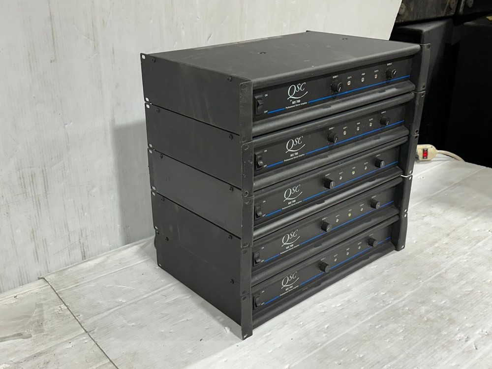 QSC MX 700 Amplifier (one) (TRUEHEARTSOUND)