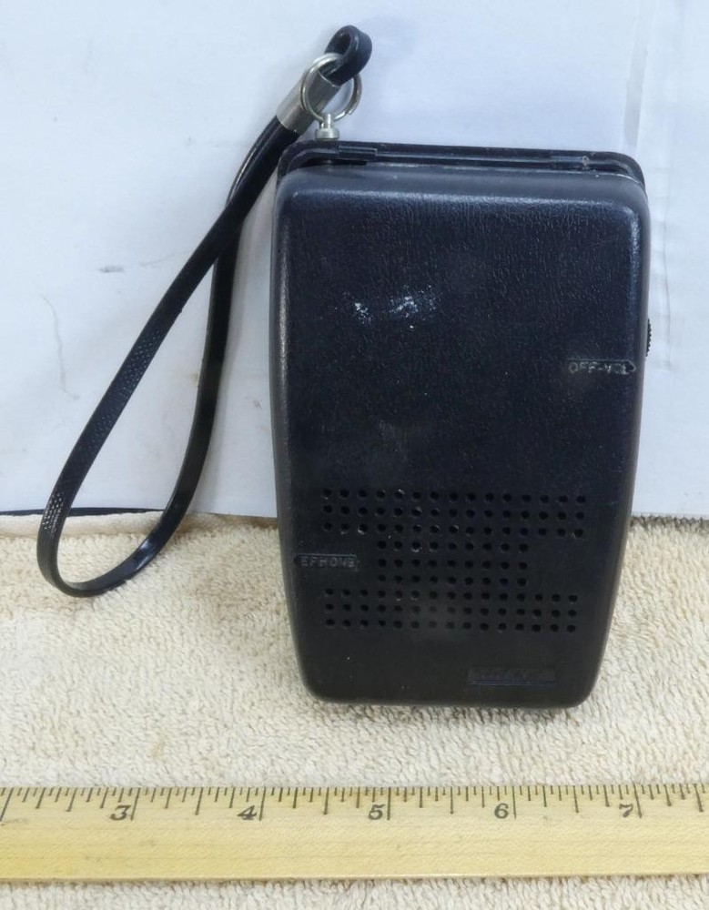 Vintage Comet Solid State Portable Radio Works !!