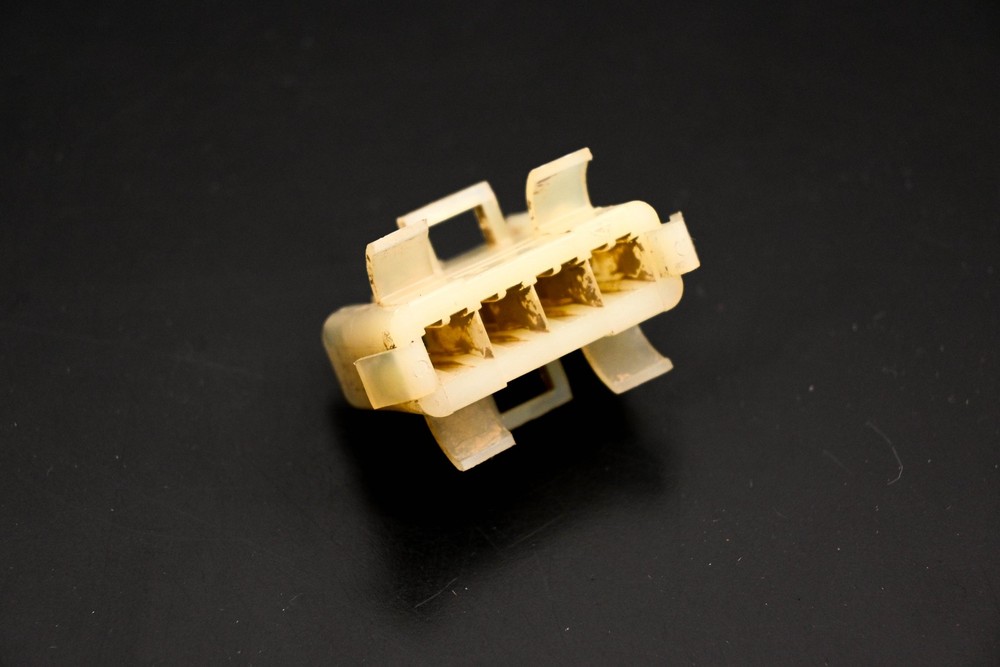 OMC 310322 4-Wire Terminal Connector